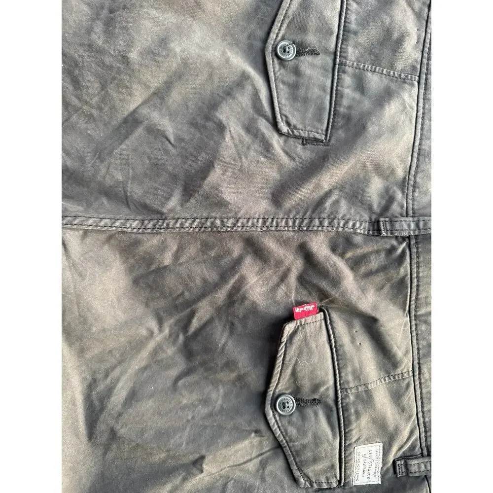Levi’s Premium Chinos Men’s 31x32 Relaxed Fit Straight Leg Dark Grey 100% Cotton